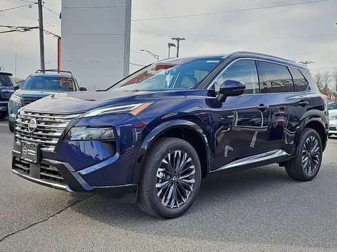 New 2026 Nissan Rogue Platinum w/ Platinum Premium Package image 2