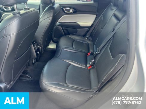 Used 2025 Jeep Compass Limited AWD/4WD image 23