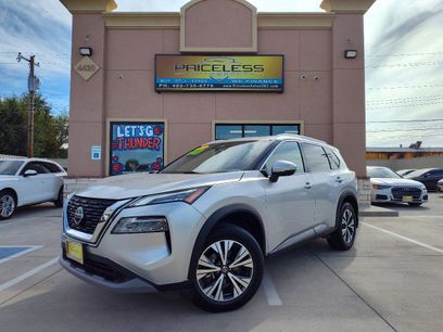 Used 2021 Nissan Rogue SV w/ Premium Package