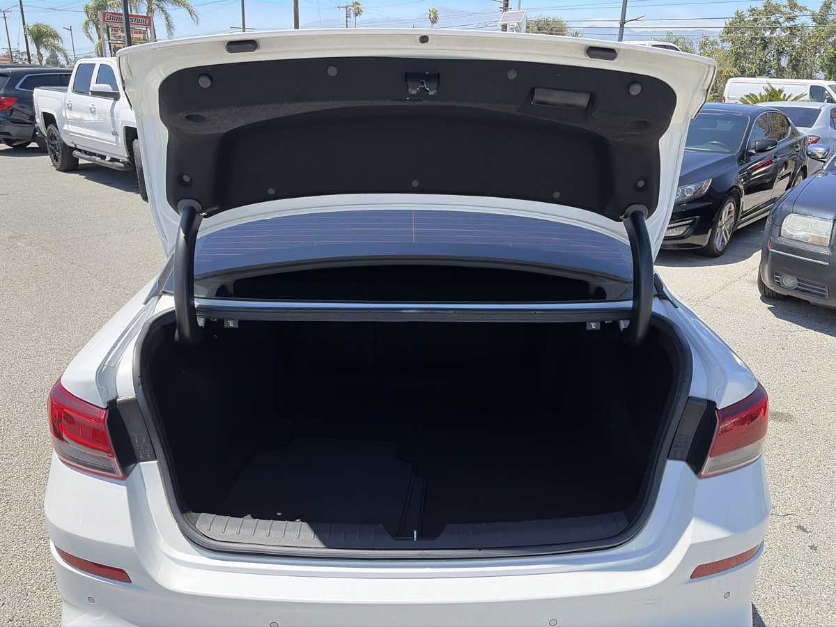 Used 2019 Kia Optima S FWD image 16