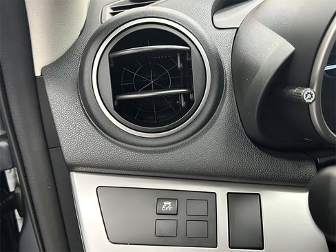 Used 2013 MAZDA MAZDA3 i Sport image 13