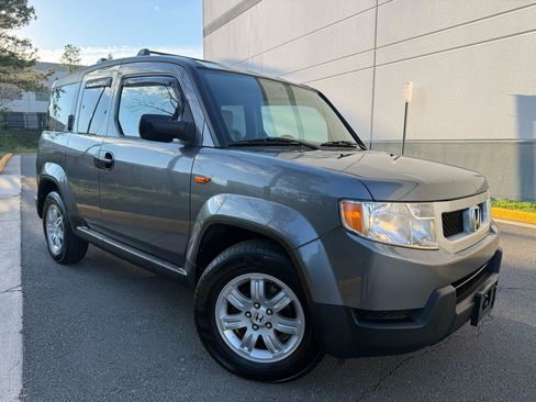 Used 2011 Honda Element LX image 1