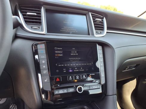 Used 2024 INFINITI QX50 Luxe w/ Cargo Package FWD image 9
