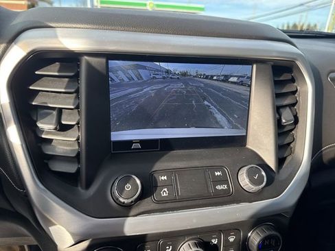 Used 2023 GMC Acadia SLT w/ Elevation Edition image 15