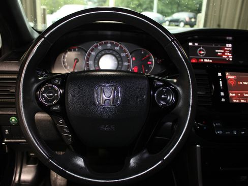 Used 2016 Honda Accord EX-L image 12