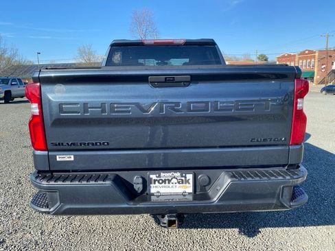 Used 2021 Chevrolet Silverado 1500 Custom w/ LPO, Dark Essentials Package image 4