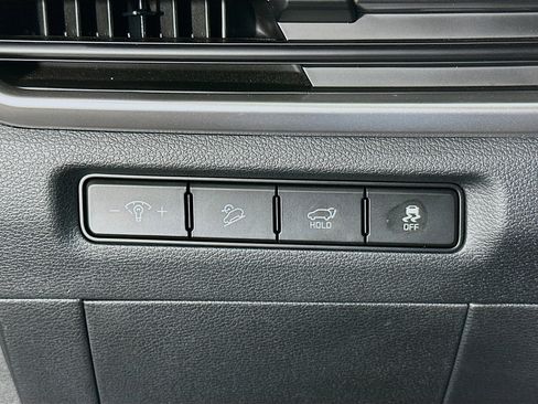 Used 2025 Kia Telluride S image 17