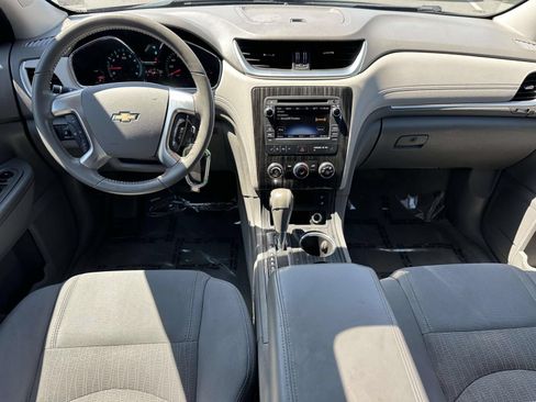 Used 2014 Chevrolet Traverse LT w/ All-Star Edition FWD image 9