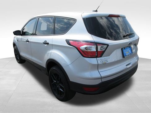 Used 2017 Ford Escape S FWD image 3