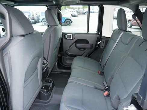 Used 2024 Jeep Wrangler Sport S image 24