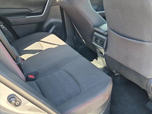 Used 2025 Toyota RAV4 SE AWD/4WD image 17