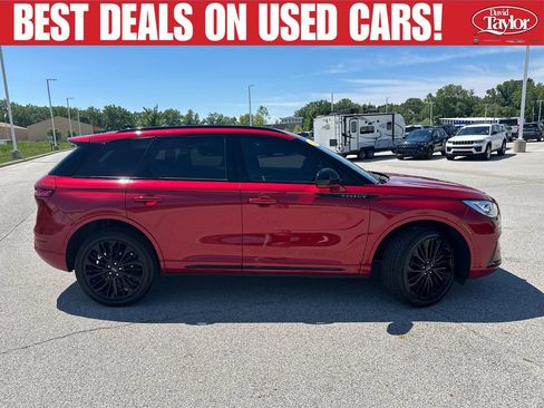 Used 2023 Lincoln Corsair Reserve w/ Jet Appearance Package AWD/4WD image 2