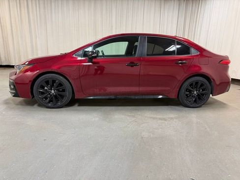 Used 2022 Toyota Corolla SE image 9