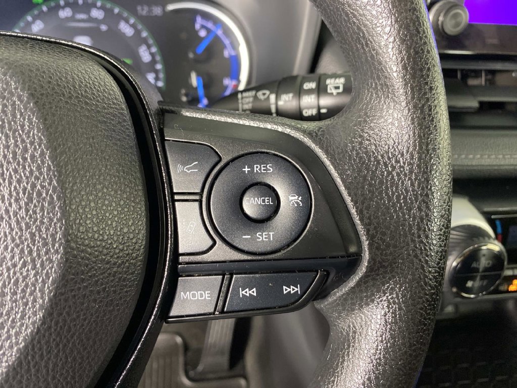 Used 2024 Toyota RAV4 XLE AWD/4WD image 14