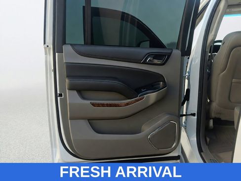Used 2015 Chevrolet Suburban LTZ AWD/4WD image 31