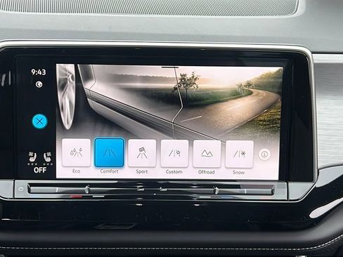 New 2026 Volkswagen Atlas Cross Sport SE image 17