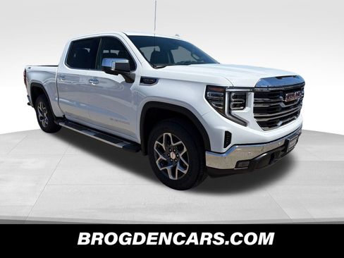 New 2026 GMC Sierra 1500 SLT w/ SLT Premium Plus Package AWD/4WD image 1
