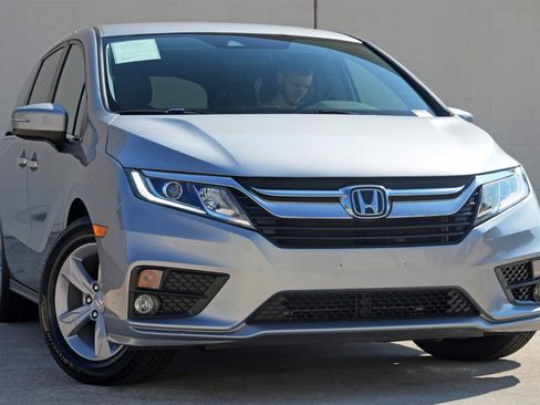 Used 2019 Honda Odyssey EX image 2