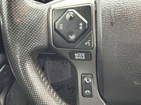 Certified 2021 Toyota Tacoma TRD Off-Road w/ Technology Package AWD/4WD image 25