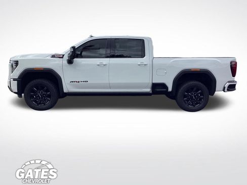 Used 2024 GMC Sierra 2500 AT4 w/ AT4 Premium Plus Package AWD/4WD image 8
