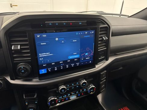 Used 2024 Ford F150 Lariat AWD/4WD image 15