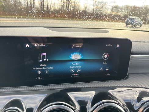 Certified 2020 Mercedes-Benz CLA 250 4MATIC image 20