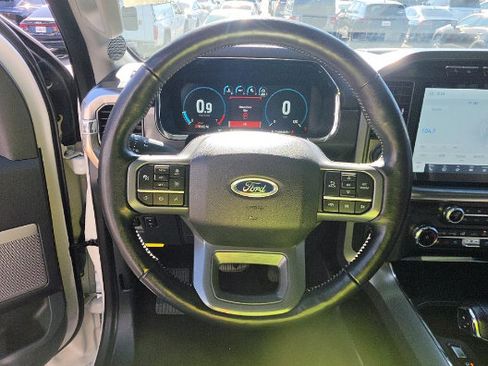 Used 2022 Ford F150 Lariat w/ Equipment Group 502A High RWD image 10