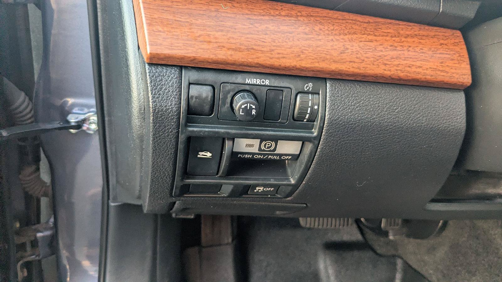 Used 2014 Subaru Outback 2.5i Limited AWD/4WD image 19