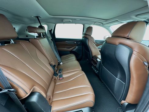Used 2023 Acura MDX Advance SH-AWD image 20