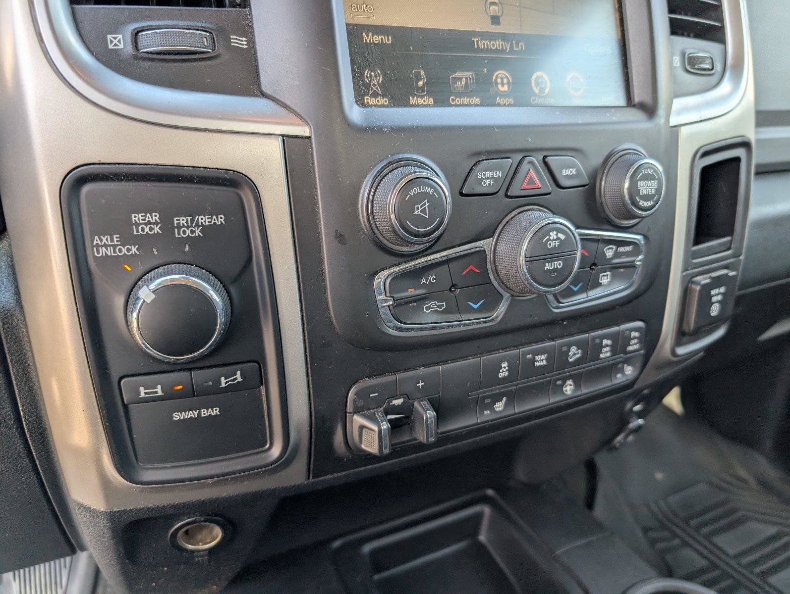 Used 2016 RAM 2500 Power Wagon w/ Luxury Group AWD/4WD image 21