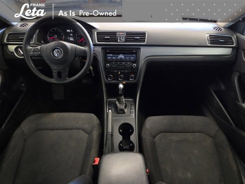 Used 2013 Volkswagen Passat 2.5 S image 16