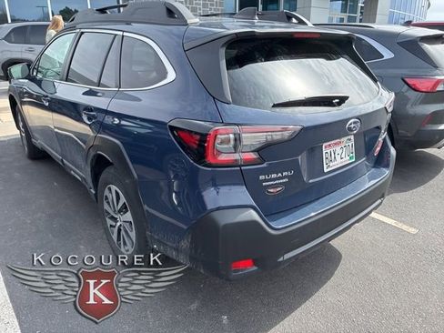 Used 2024 Subaru Outback Premium image 9