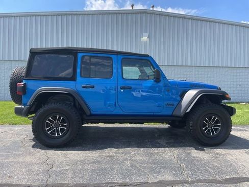 Used 2024 Jeep Wrangler Unlimited Sport AWD/4WD image 16