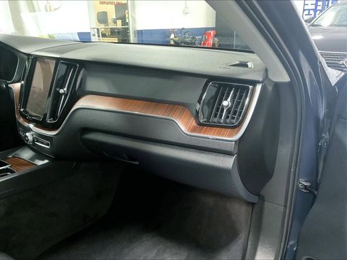 Used 2024 Volvo XC60 B5 Plus w/ Protection Package Premier image 13