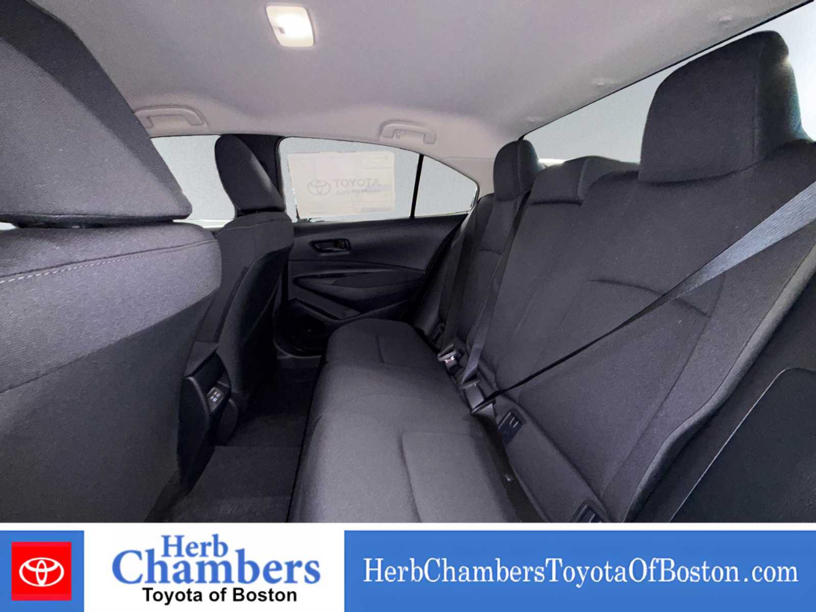 Used 2026 Toyota Corolla LE FWD image 16