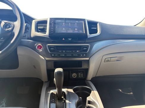 Used 2018 Honda Pilot EX image 15