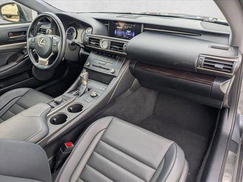 Used 2016 Lexus RC 200t image 19