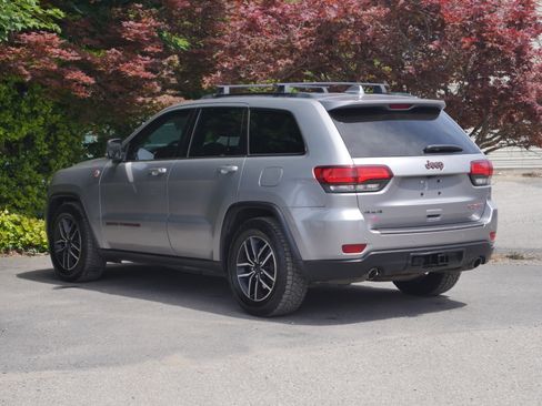 Used 2020 Jeep Grand Cherokee Trailhawk AWD/4WD image 22