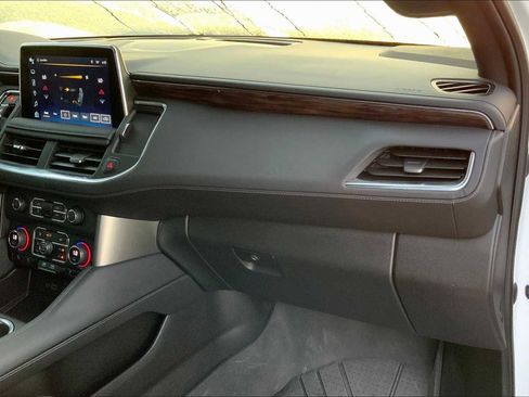 Used 2023 Chevrolet Tahoe Z71 w/ Luxury Package image 16