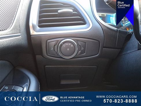 Used 2015 Ford Edge Sport image 25