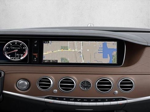 Used 2014 Mercedes-Benz S 63 AMG 4MATIC Sedan image 19