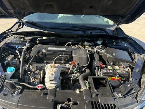 Used 2014 Honda Accord LX image 17