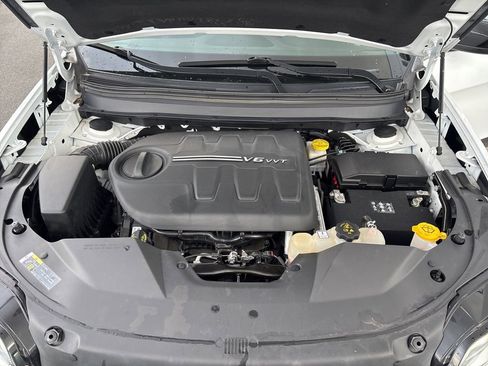 Used 2022 Jeep Cherokee Trailhawk w/ Comfort/Convenience Group image 33