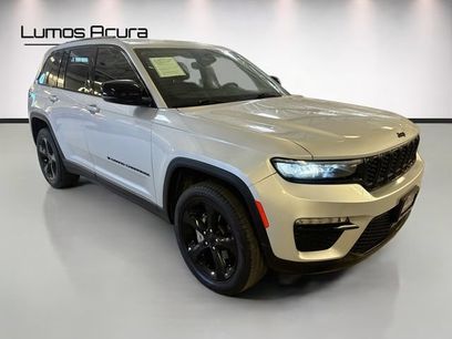 Used 2024 Jeep Grand Cherokee Limited w/ Black Appearance Package