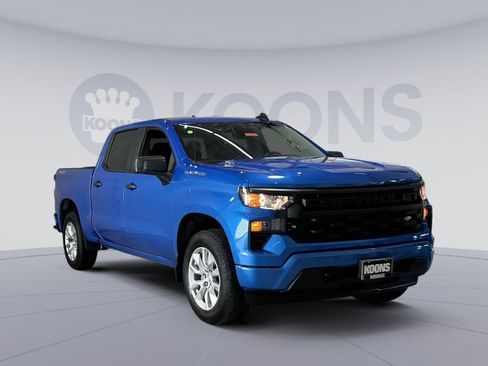 Used 2025 Chevrolet Silverado 1500 Custom AWD/4WD image 18