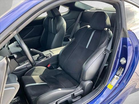 Used 2022 Toyota GR86 Premium RWD image 26