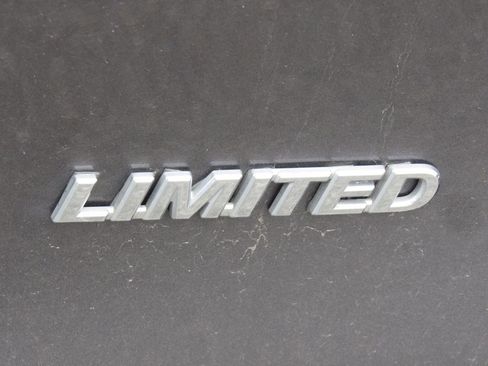 Certified 2018 Toyota Sienna Limited Premium image 8