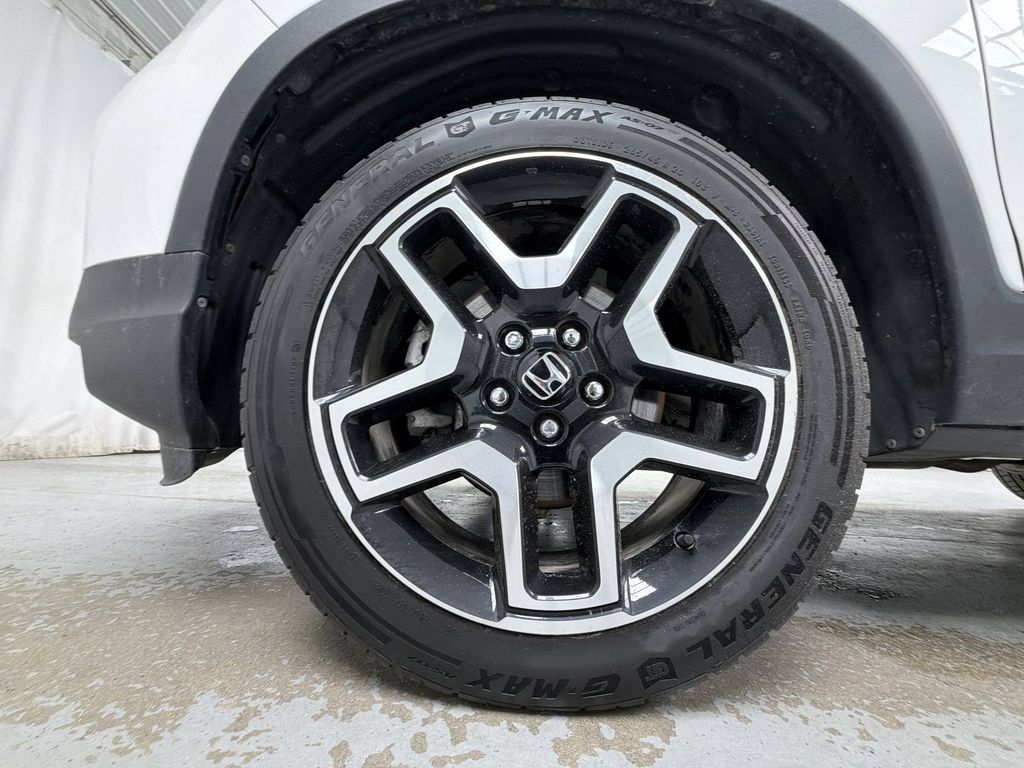 Used 2023 Honda Passport Elite image 14