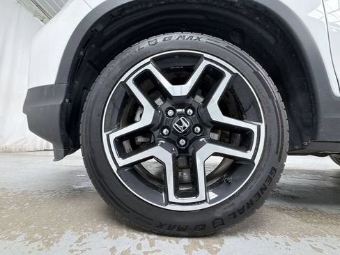 Used 2023 Honda Passport Elite image 14