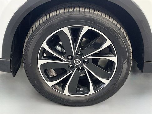 Used 2022 MAZDA CX-5 AWD 2.5 S w/ Premium Package image 32